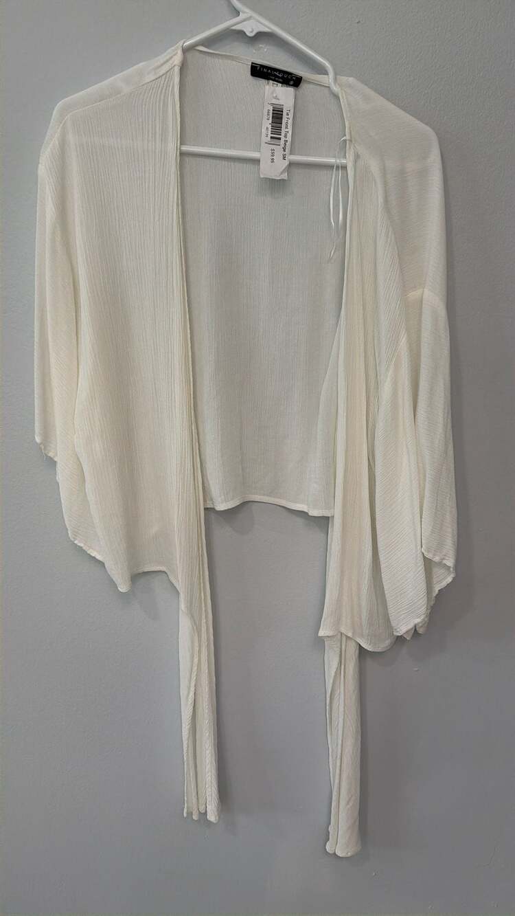 Final Touch Beige Tie Front Top Size Small